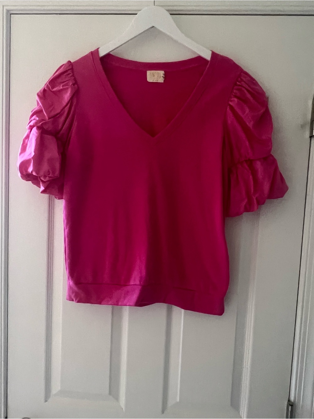 Nation LTD Puff Sleeve V-Neck Top in Fuchsia